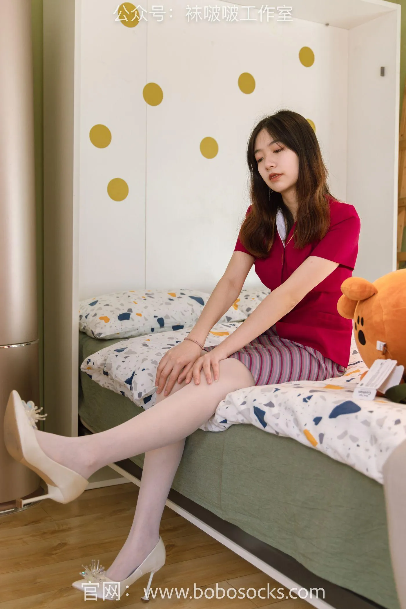 [BoBoSocks袜啵啵]NO.099 小甜豆-高跟鞋、黑丝、白丝 [140P]插图6